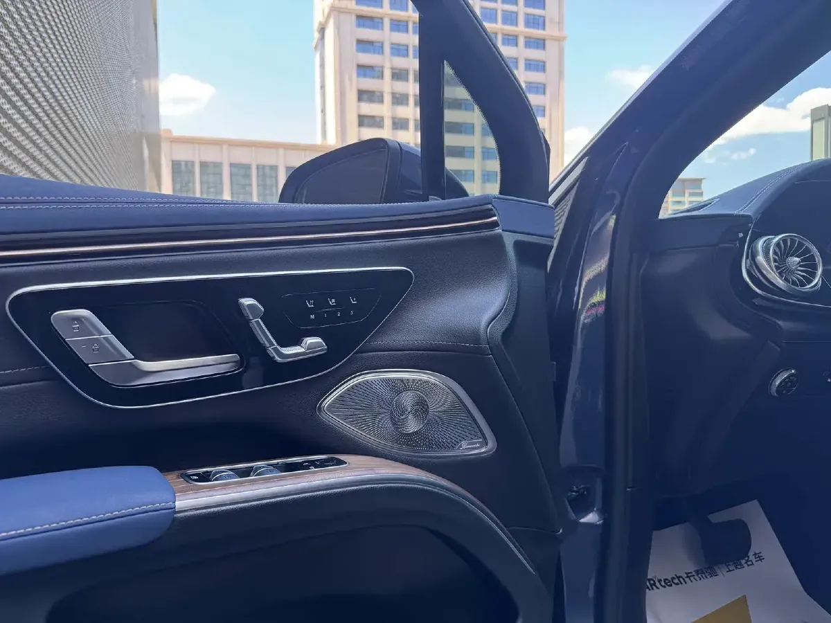 2023 Mercedes-Benz EQS SUV BEV 111.8KWH,autocango,china used car exporter,china ev exporter,chinese used car exporter,chinese used ev exporter