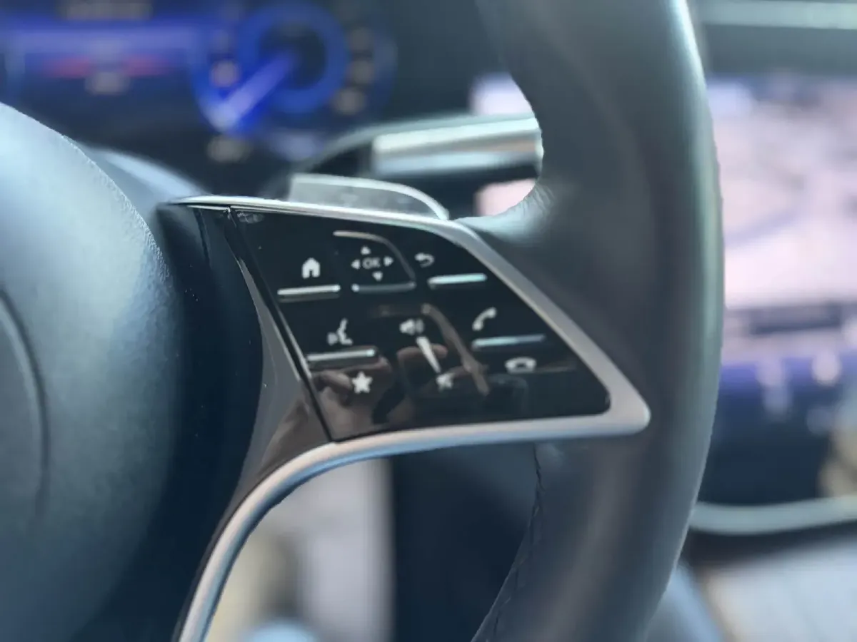 2023 Mercedes-Benz EQS SUV BEV 111.8KWH,autocango,china used car exporter,china ev exporter,chinese used car exporter,chinese used ev exporter