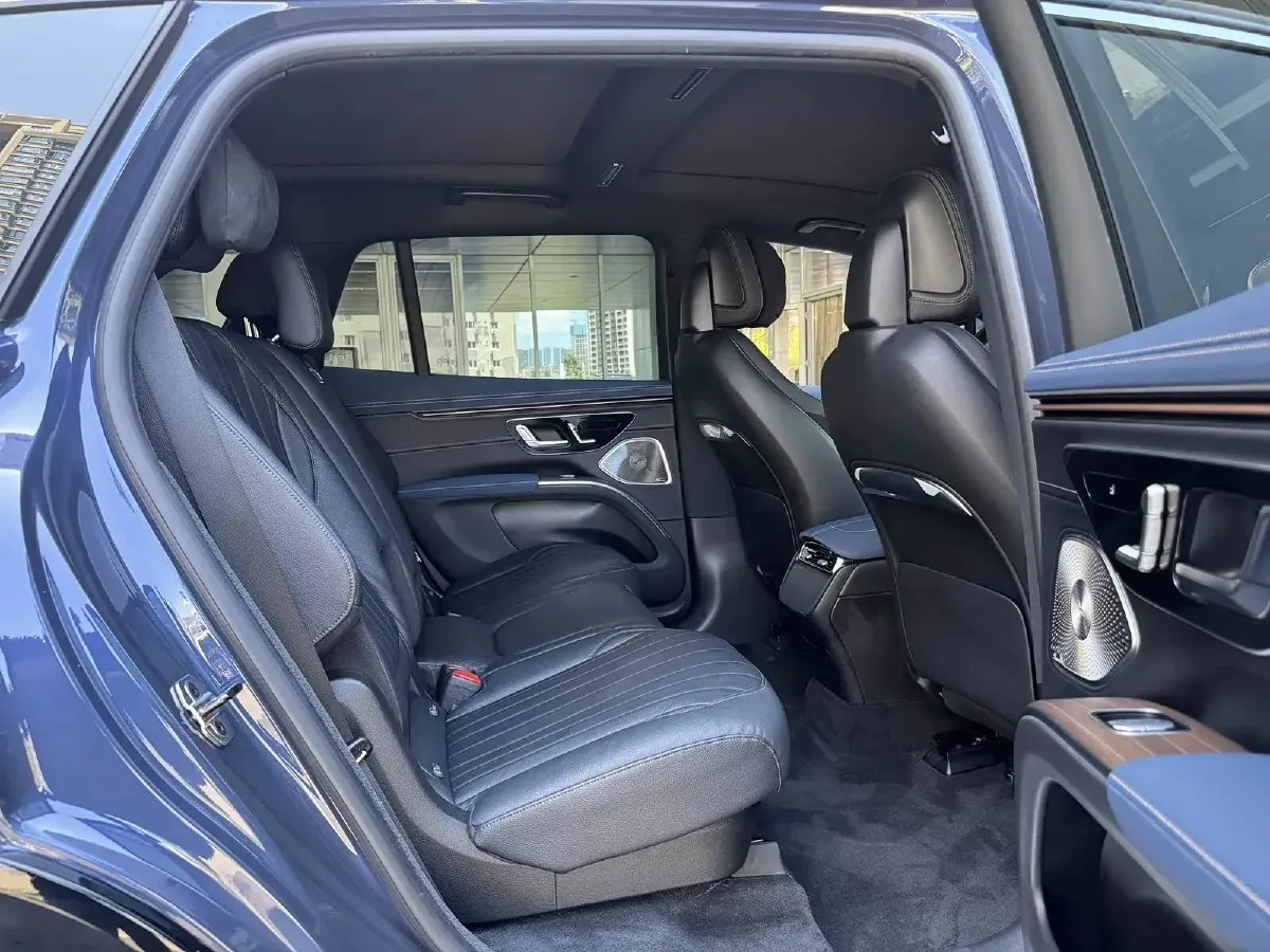 2023 Mercedes-Benz EQS SUV BEV 111.8KWH,autocango,china used car exporter,china ev exporter,chinese used car exporter,chinese used ev exporter