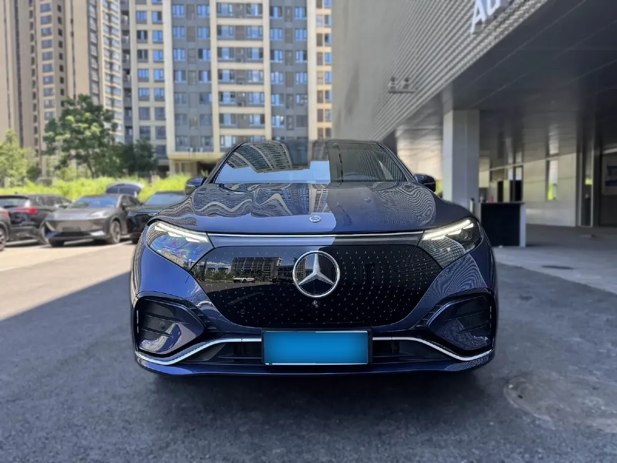 2023 Mercedes-Benz EQS SUV BEV 111.8KWH,autocango,china used car exporter,china ev exporter,chinese used car exporter,chinese used ev exporter