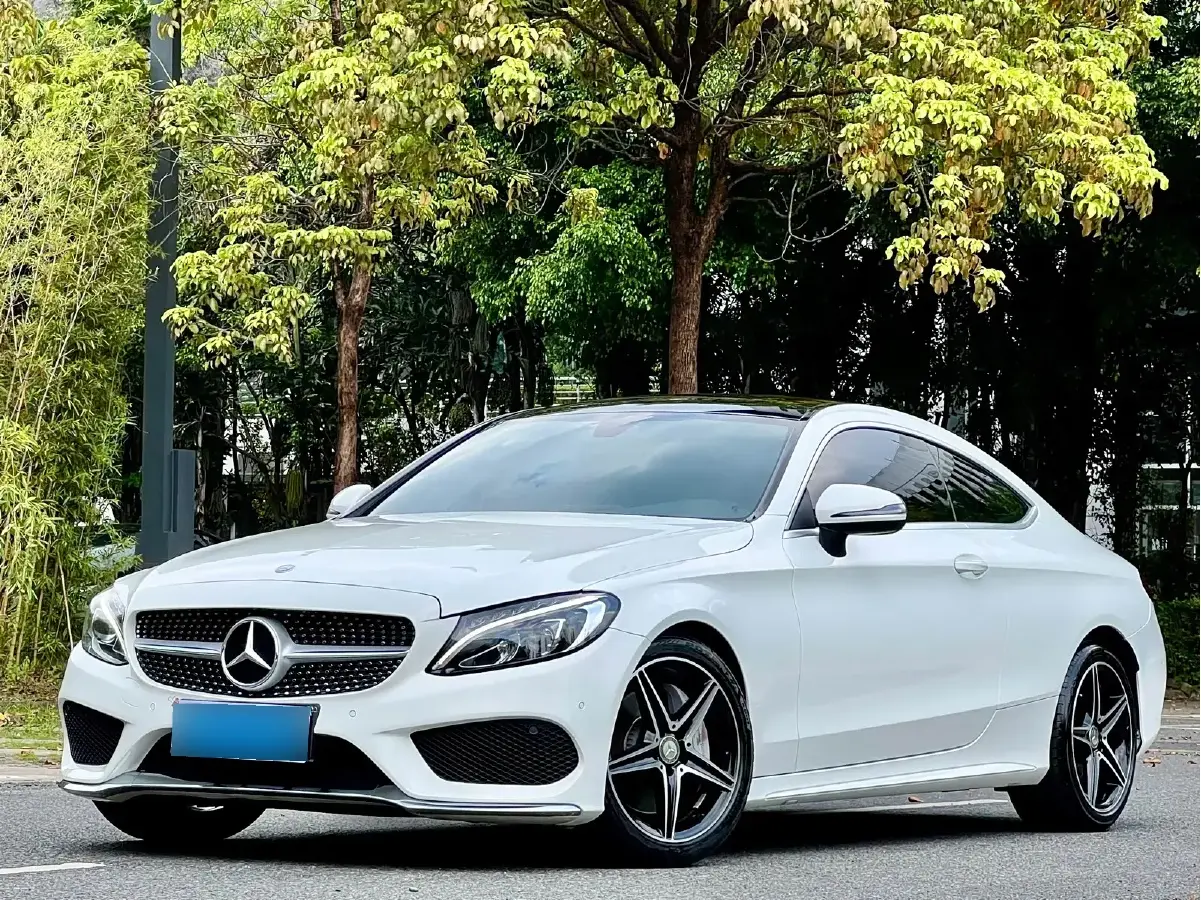 2017 Mercedes-Benz C Class 2.0T 184HP L4 7AT