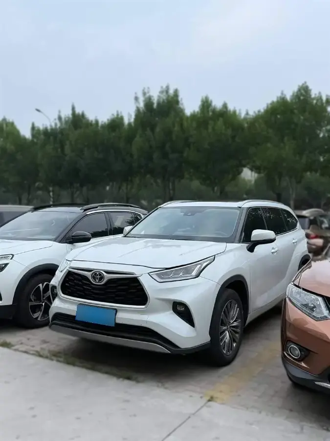 2022 Toyota Highlander 2.0T 248HP L4 8AT