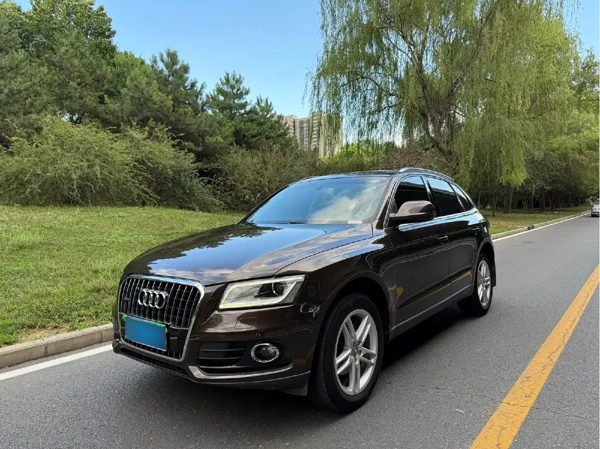 2013 Audi Q5 2.0T 211HP L4 8AT