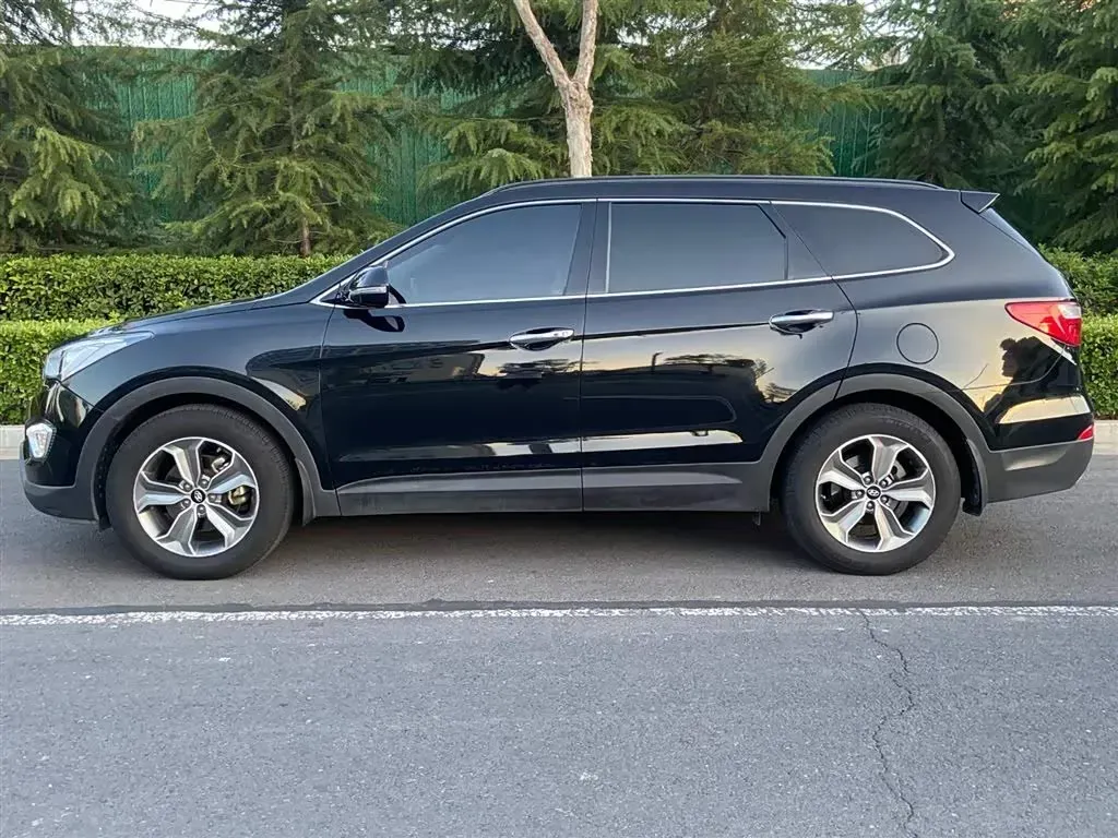 2013 Hyundai Grand SantaFe 3.0L 264HP V6 6AT,autocango,china used car exporter,china ev exporter,chinese used car exporter,chinese used ev exporter