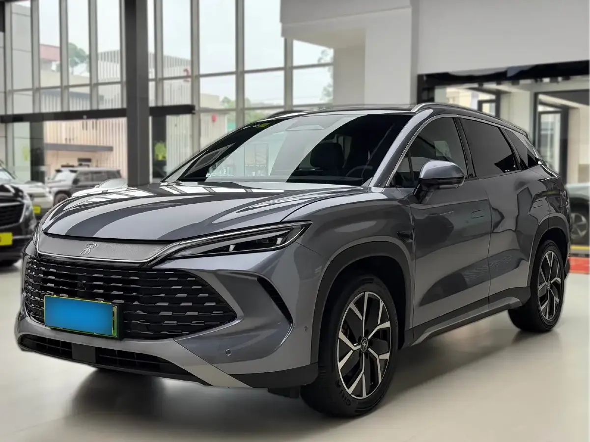 2025 BYD SongL DM-i 1.5L 101HP L4 E-CVT PHEV 26.6KWH