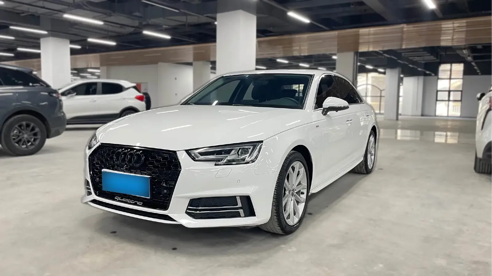 2018 Audi A4L 2.0T 190HP L4 7DCT