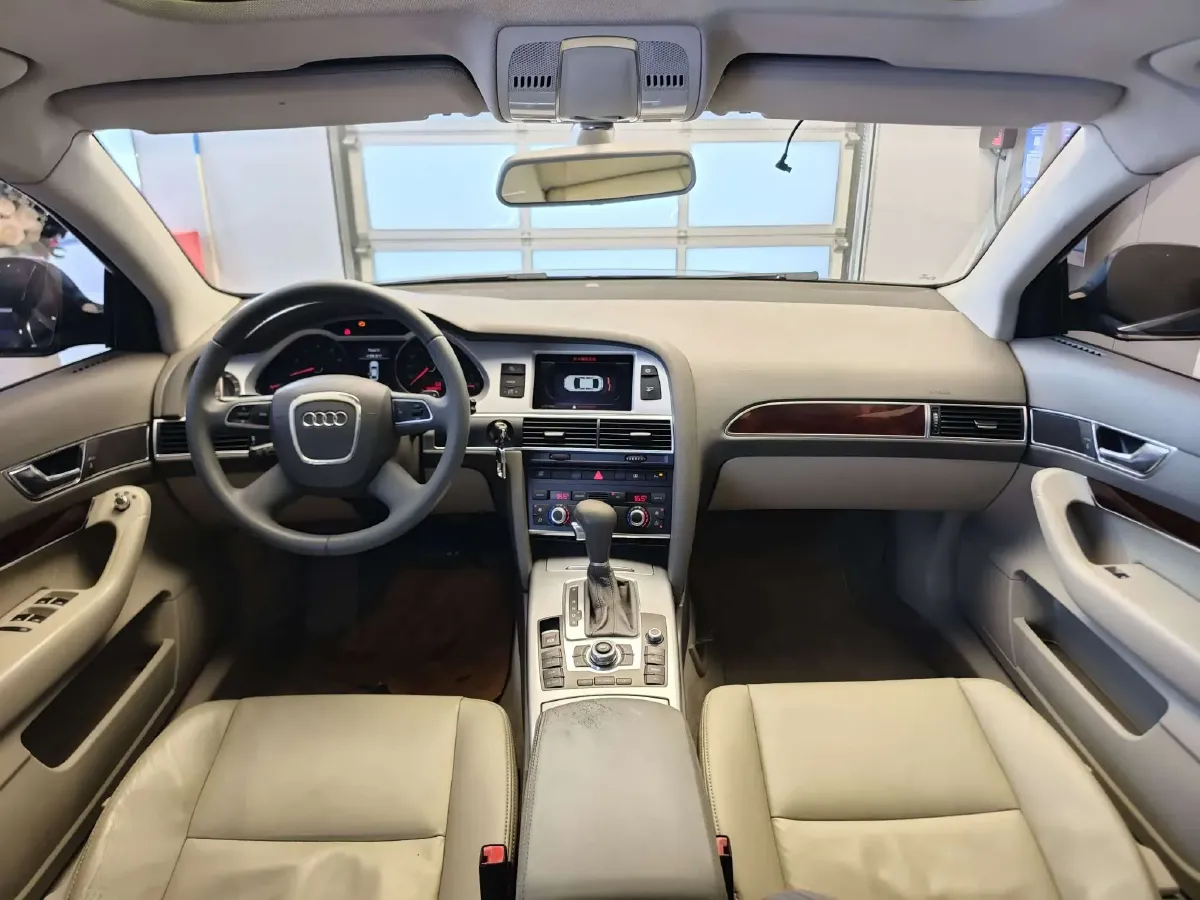 2011 Audi A6L 2.0T 170HP L4 CVT,autocango,china used car exporter,china ev exporter,chinese used car exporter,chinese used ev exporter