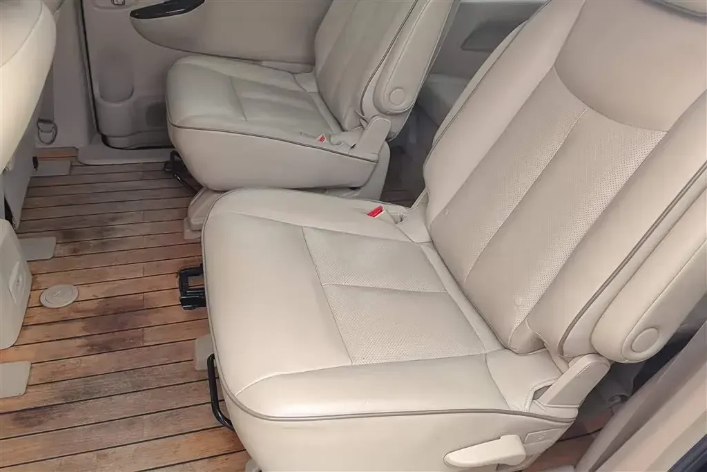 2015 Nissan Quest 3.5L 277HP V6 CVT,autocango,china used car exporter,china ev exporter,chinese used car exporter,chinese used ev exporter