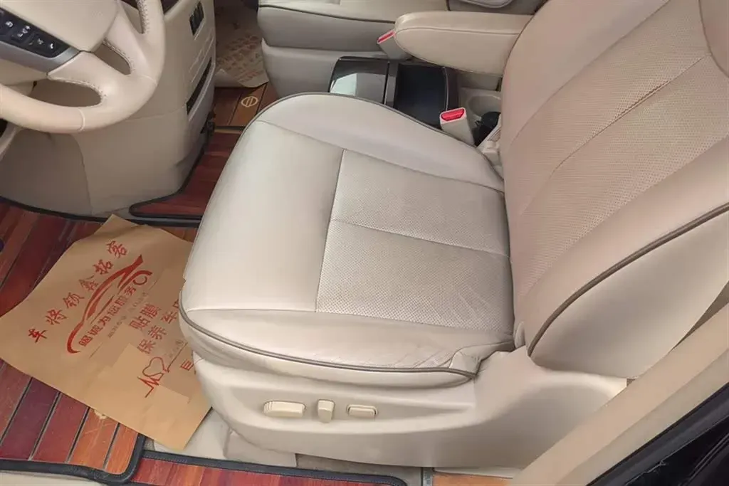 2015 Nissan Quest 3.5L 277HP V6 CVT,autocango,china used car exporter,china ev exporter,chinese used car exporter,chinese used ev exporter