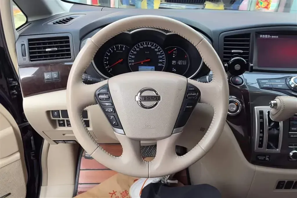 2015 Nissan Quest 3.5L 277HP V6 CVT,autocango,china used car exporter,china ev exporter,chinese used car exporter,chinese used ev exporter