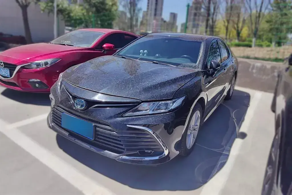 2021 Toyota Camry 2.5L 178HP L4 E-CVT Hybrid