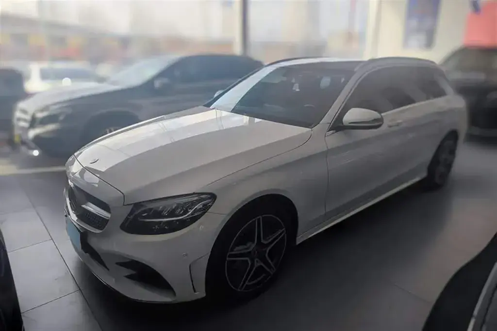 2019 Mercedes-Benz C Class 1.5T 184HP L4 9AT