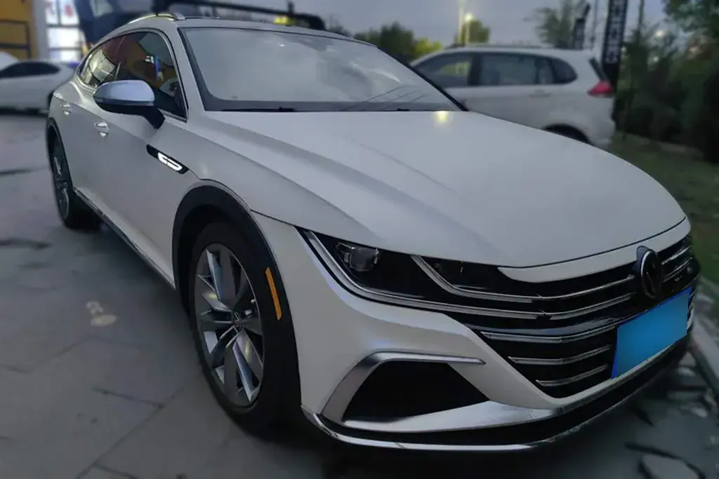 2021 Volkswagen CC 2.0T 220HP L4 7DCT