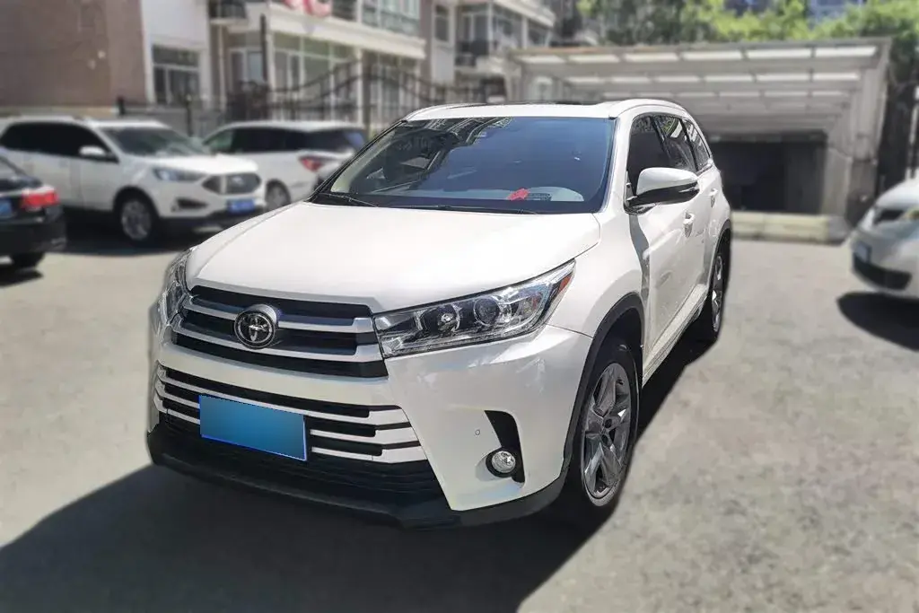 2018 Toyota Highlander 2.0T 220HP L4 6AT
