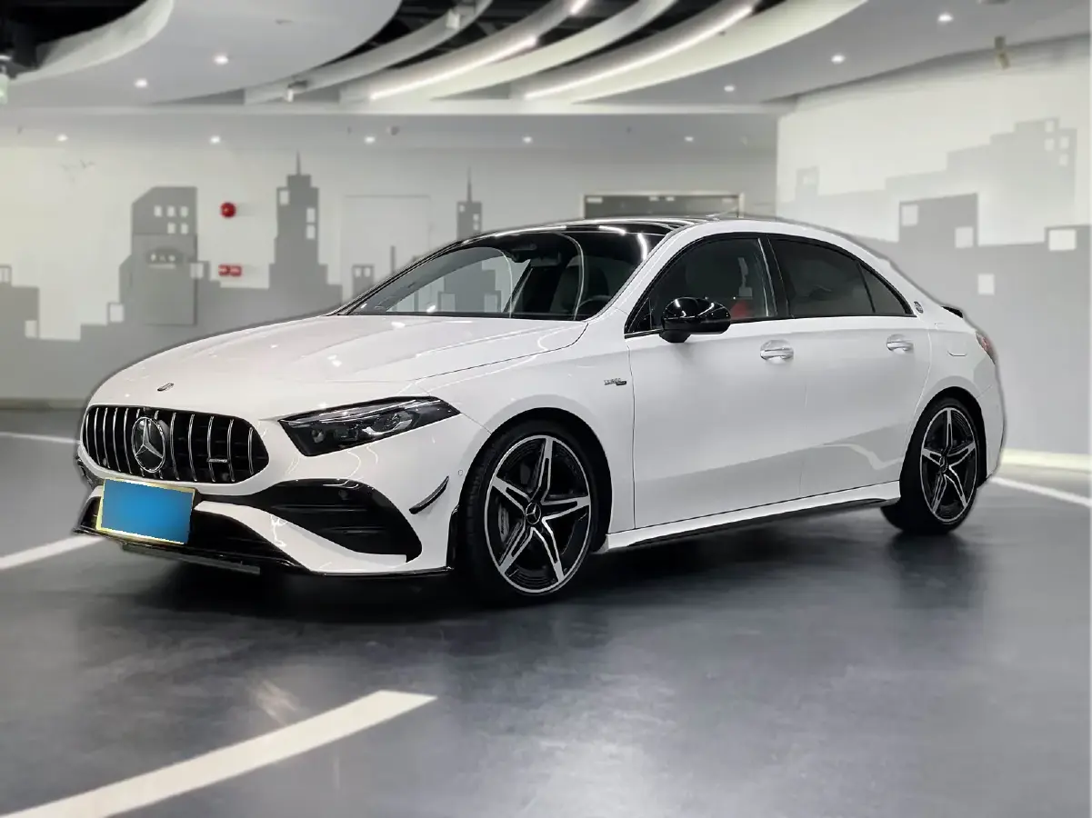 2024 Mercedes-Benz A AMG 2.0T 306HP L4 8DCT