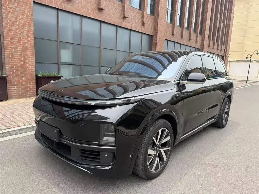 2023 Li L8 Range Extended 154HP REEV 40.9KWH