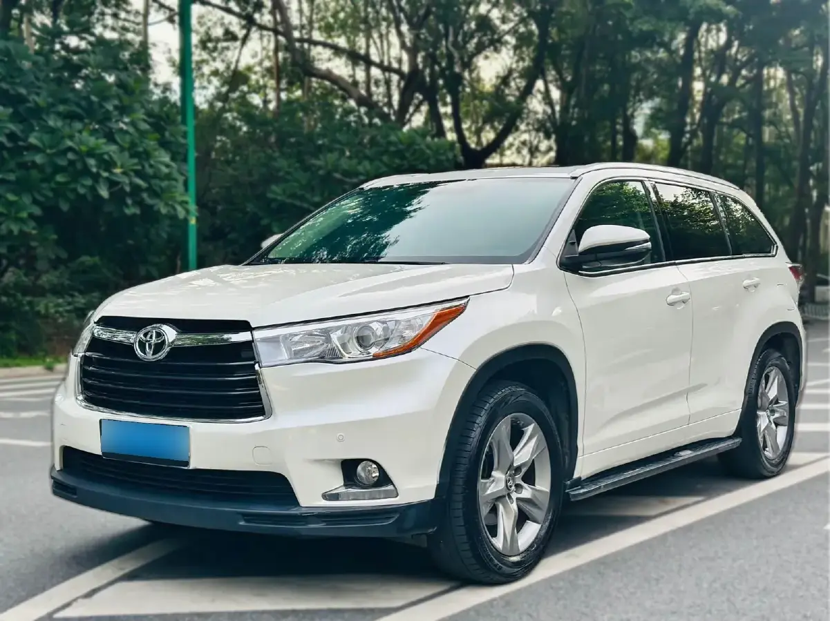 2017 Toyota Highlander 2.0T 220HP L4 6AT