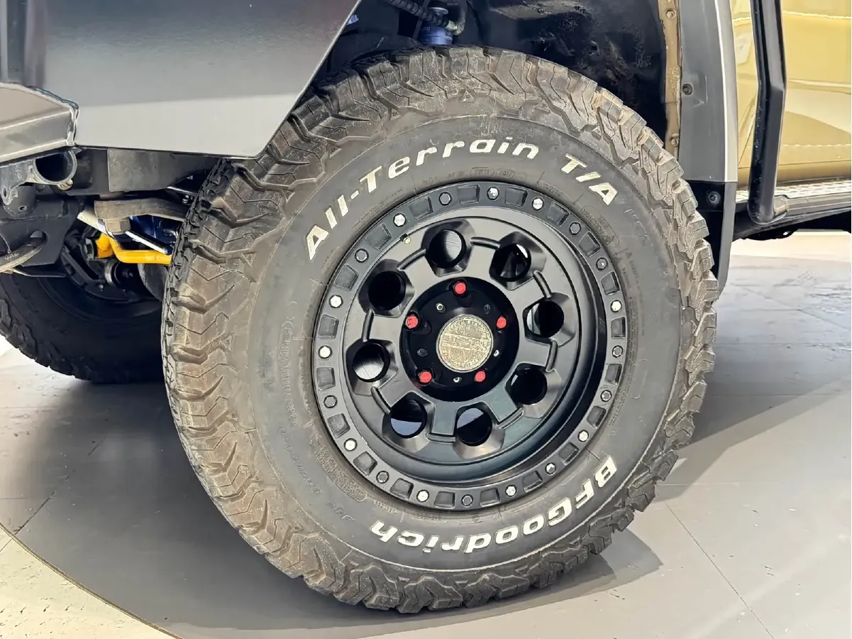 2011 Toyota FJ Cruiser 4.0L 272HP V6 5AT,autocango,china used car exporter,china ev exporter,chinese used car exporter,chinese used ev exporter