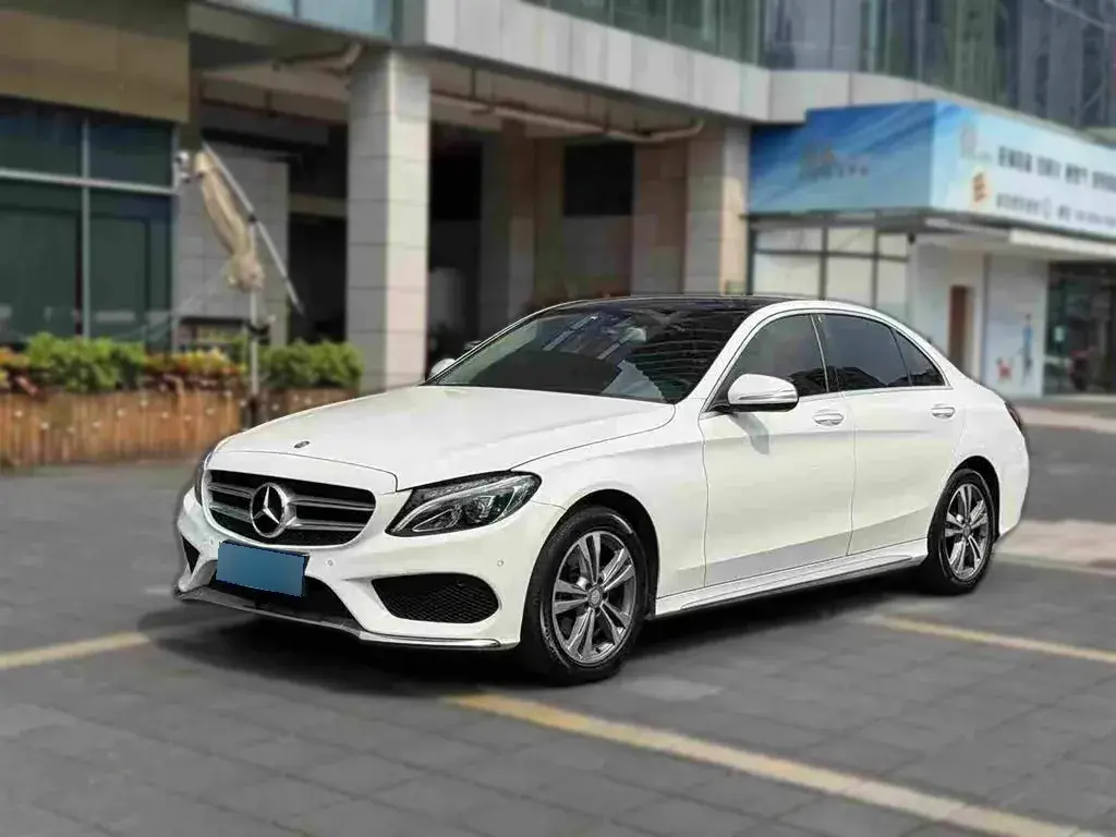2017 Mercedes-Benz C Class 2.0T 184HP L4 7AT