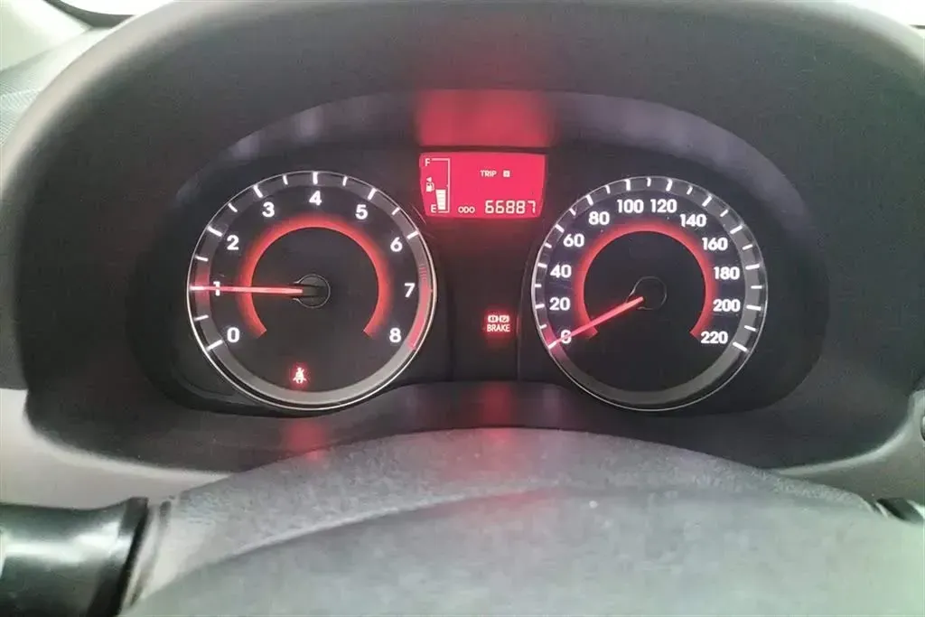 2014 Hyundai RuiYi 1.4L 107HP L4 5MT,autocango,china used car exporter,china ev exporter,chinese used car exporter,chinese used ev exporter