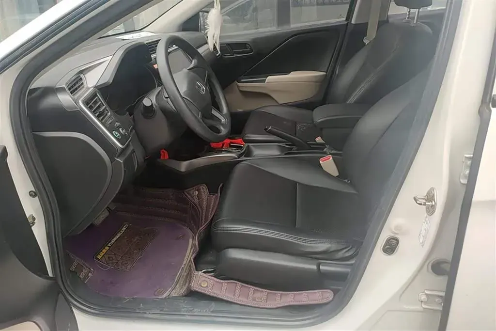 2016 Honda Greiz 1.5L 131HP L4 CVT,autocango,china used car exporter,china ev exporter,chinese used car exporter,chinese used ev exporter