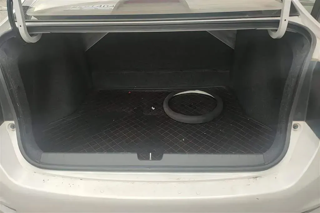 2016 Honda Greiz 1.5L 131HP L4 CVT,autocango,china used car exporter,china ev exporter,chinese used car exporter,chinese used ev exporter