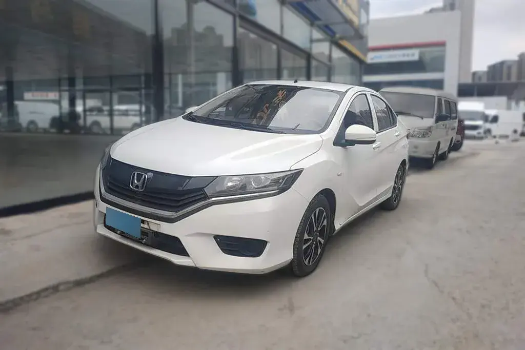 2016 Honda Greiz 1.5L 131HP L4 CVT