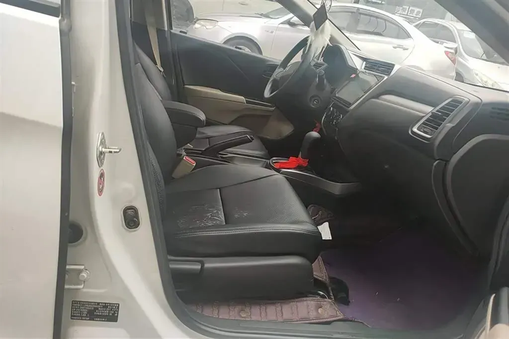 2016 Honda Greiz 1.5L 131HP L4 CVT,autocango,china used car exporter,china ev exporter,chinese used car exporter,chinese used ev exporter