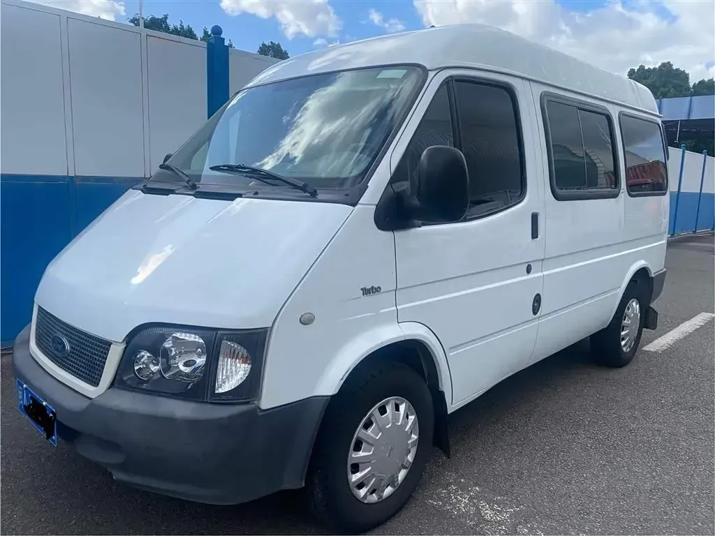 2013 Ford Classic Transit 2.8T 108HP L4 5MT,autocango,china used car exporter,china ev exporter,chinese used car exporter,chinese used ev exporter