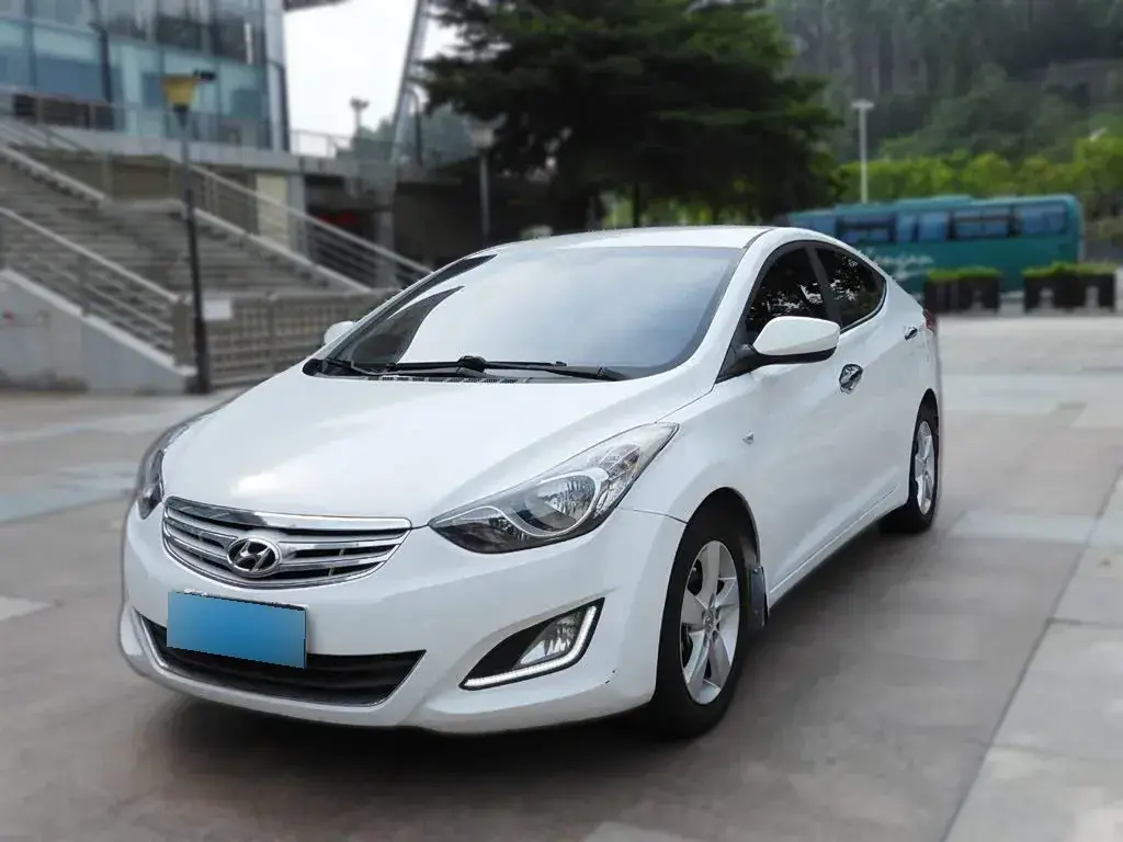 2012 Hyundai Elantra 1.6L 128HP L4 6AT