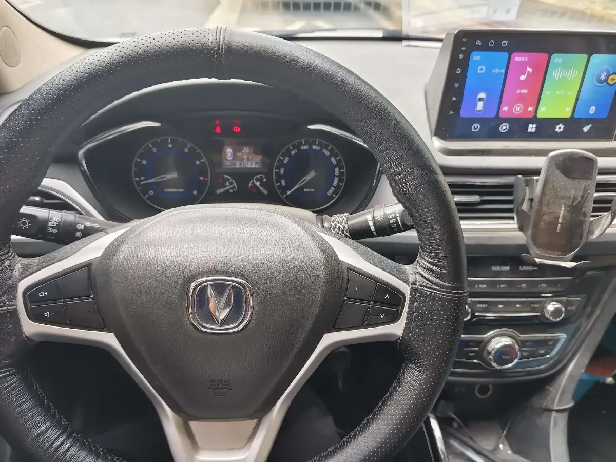 2015 ChangAn Alsvin V7 1.6L 124HP L4 5MT,autocango,china used car exporter,china ev exporter,chinese used car exporter,chinese used ev exporter