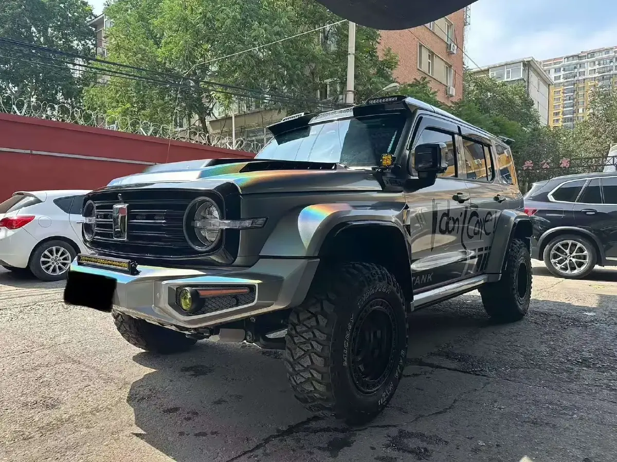 2024 Tank 300 2.0T 252HP L4 9AT