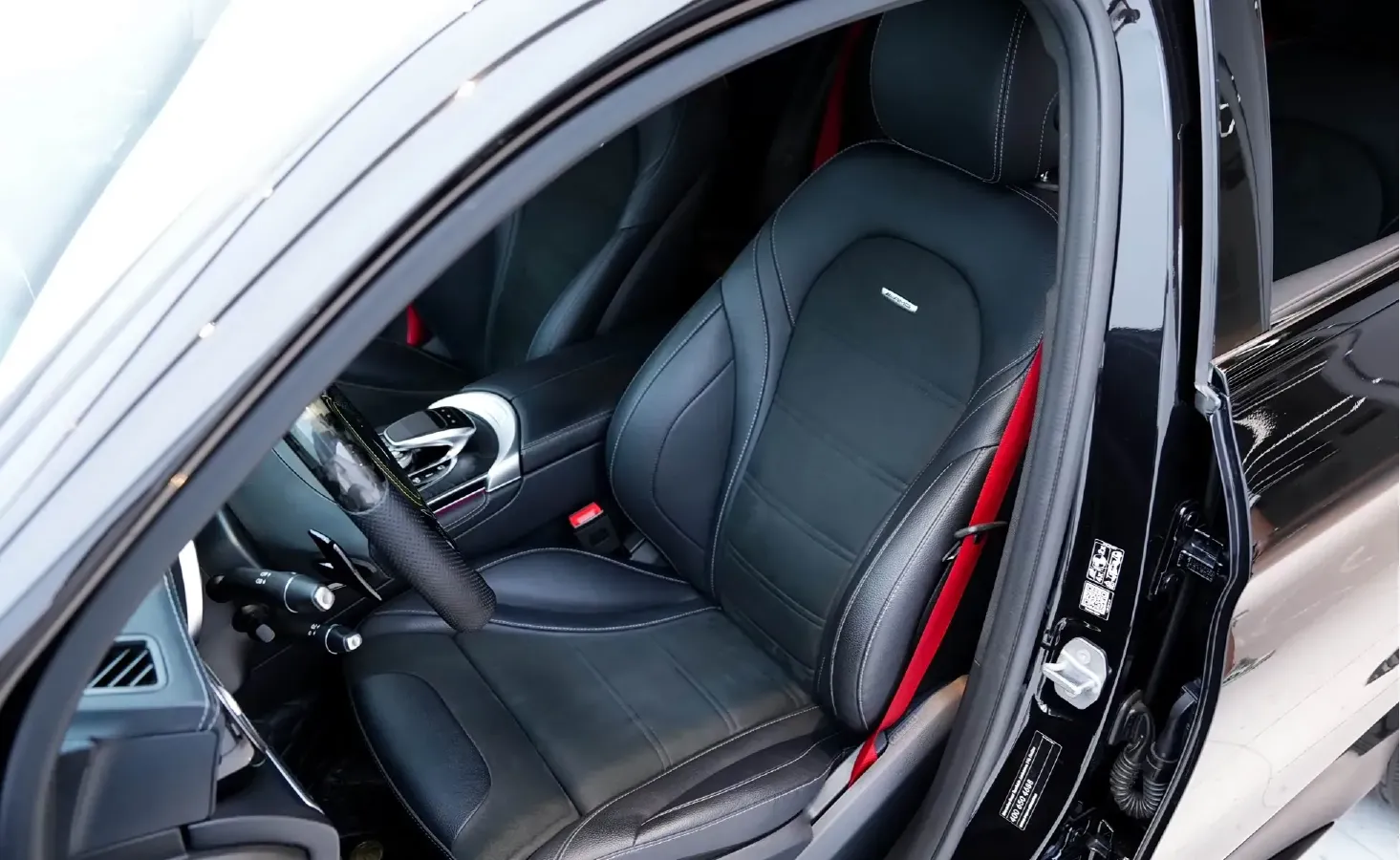 2018 Mercedes-Benz GLC Coupe AMG 4.0T 510HP V8 9AT,autocango,china used car exporter,china ev exporter,chinese used car exporter,chinese used ev exporter