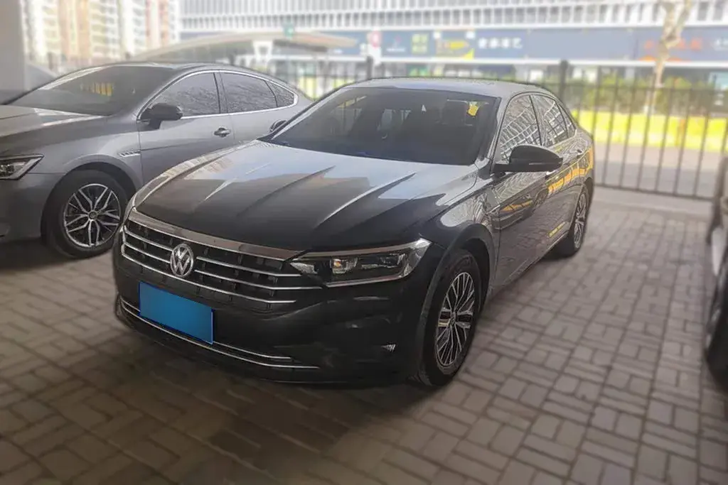 2020 Volkswagen Sagitar 1.4T 150HP L4 7DCT