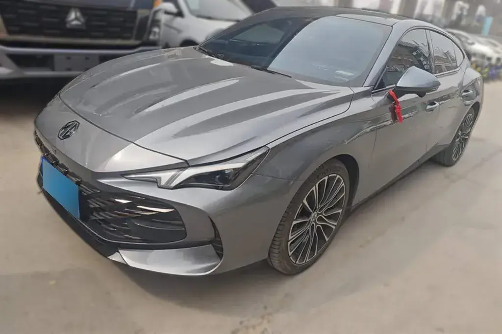 2023 MG 7 2.0T 261HP L4 9AT