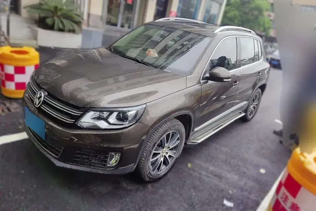 2016 Volkswagen Tiguan 1.8T 160HP L4 6AT