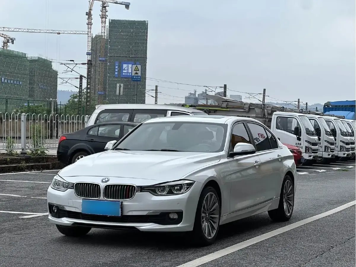 2019 BMW 3 Series 2.0T 184HP L4 8AT