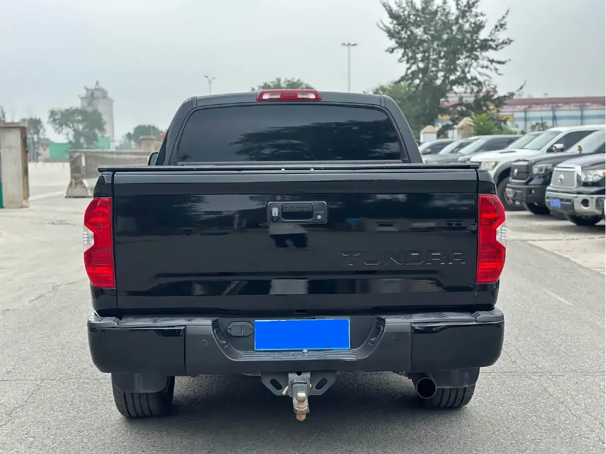 2014 Toyota Tundra 5.7L 386HP V8 6AT,autocango,china used car exporter,china ev exporter,chinese used car exporter,chinese used ev exporter