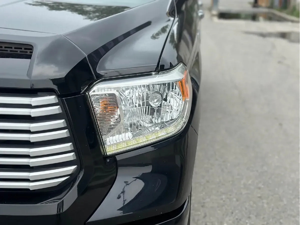 2014 Toyota Tundra 5.7L 386HP V8 6AT,autocango,china used car exporter,china ev exporter,chinese used car exporter,chinese used ev exporter