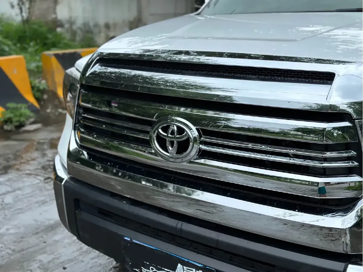 2014 Toyota Tundra 5.7L 386HP V8 6AT,autocango,china used car exporter,china ev exporter,chinese used car exporter,chinese used ev exporter