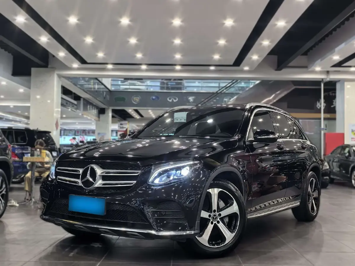 2018 Mercedes-Benz GLC Class 2.0T 211HP L4 9AT