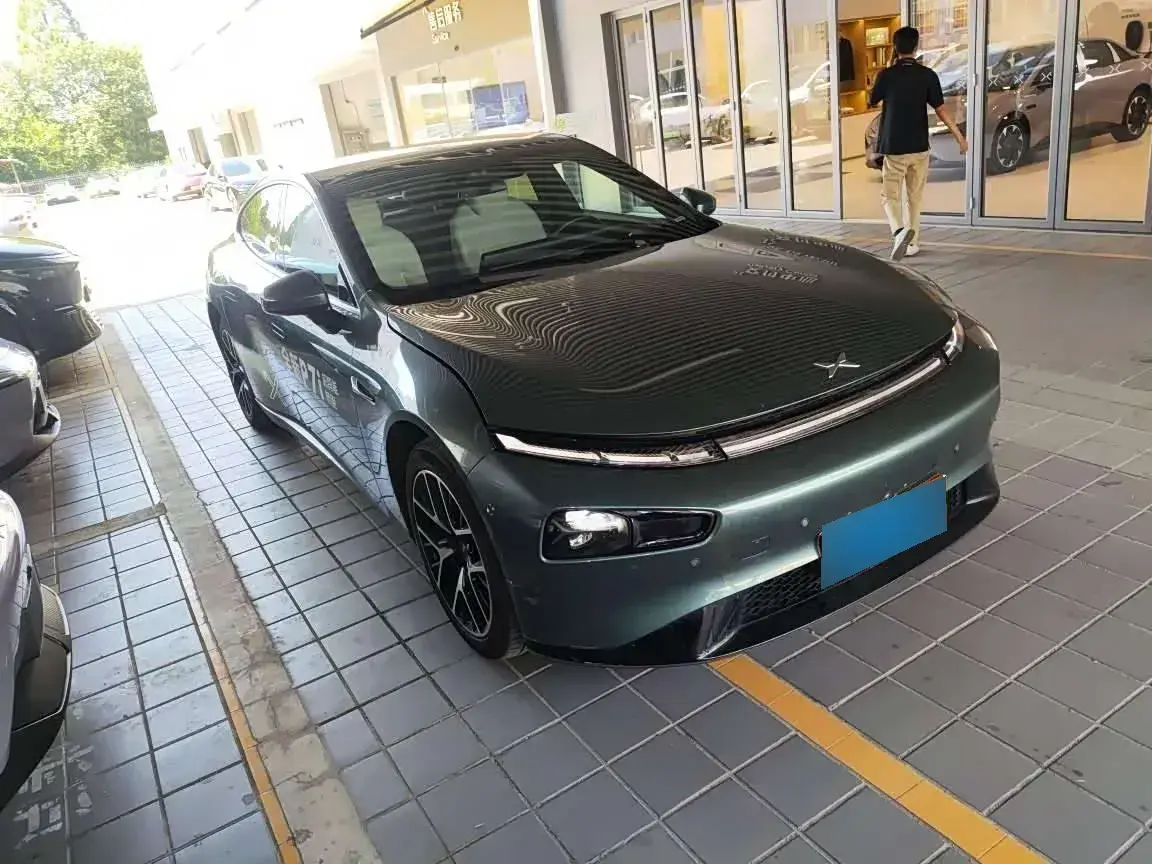 2023 Xpeng P7 BEV 86.2KWH