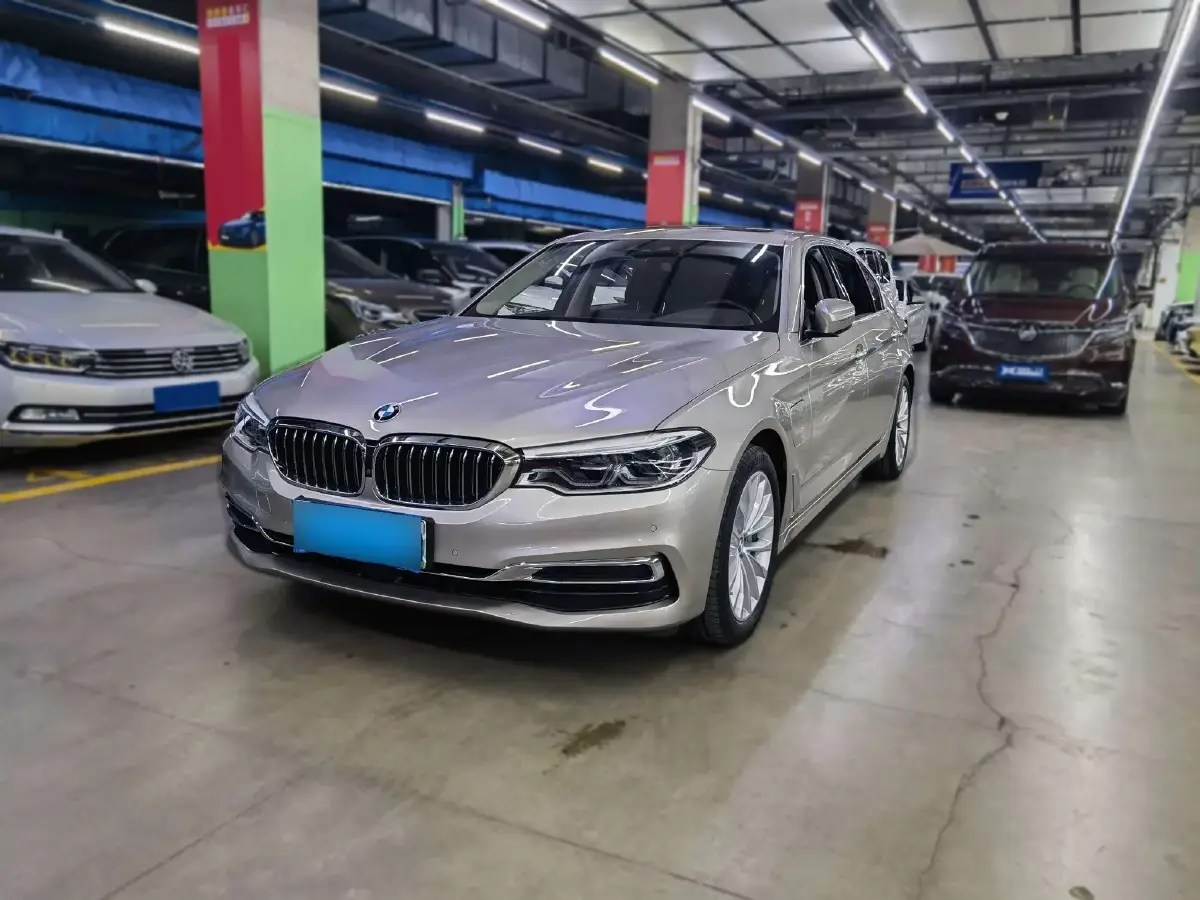 2020 BMW 5 Series 2.0T 184HP L4 8AT PHEV 13KWH