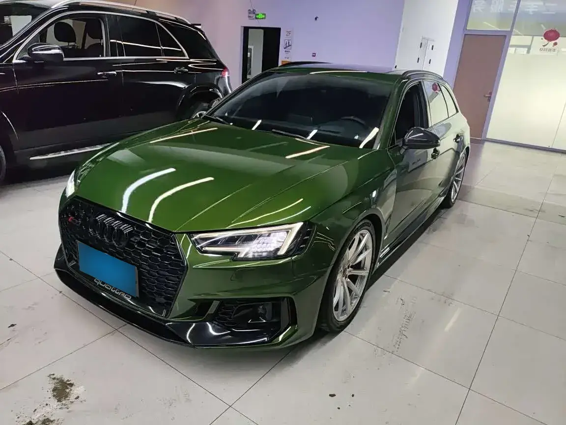 2019 Audi RS 4 2.9T 450HP V6 8AT