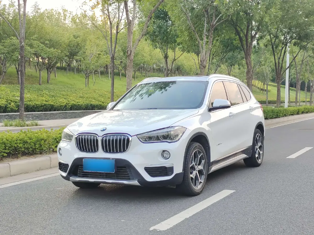 2016 BMW X1 2.0T 192HP L4 8AT