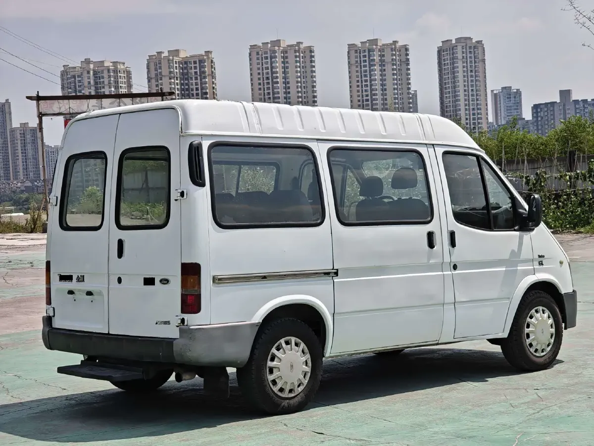2013 Ford Classic Transit 2.8T 102HP L4 5MT,autocango,china used car exporter,china ev exporter,chinese used car exporter,chinese used ev exporter
