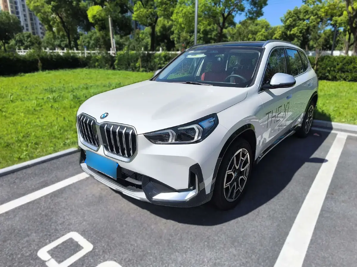 2024 BMW X1 2.0T 204HP L4 7DCT