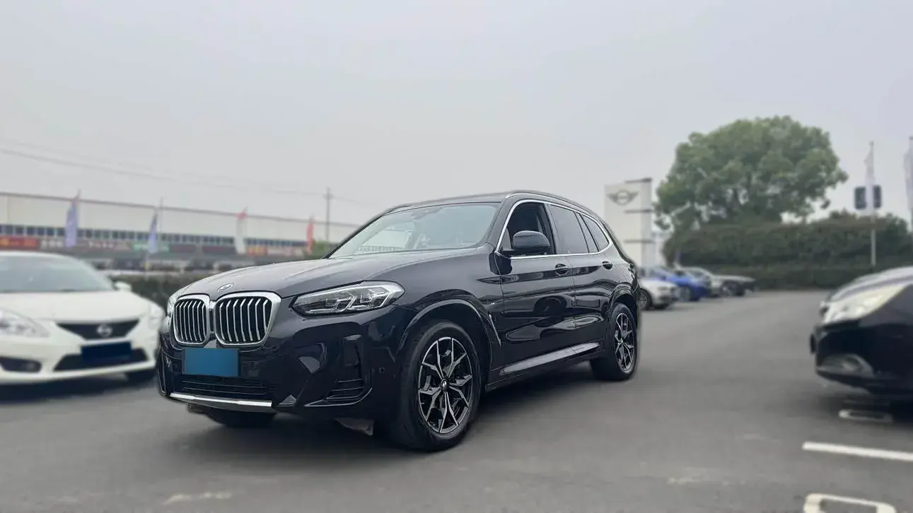 2022 BMW X3 2.0T 184HP L4 8AT