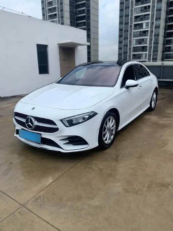 2021 Mercedes-Benz A Class 1.3T 163HP L4 7DCT