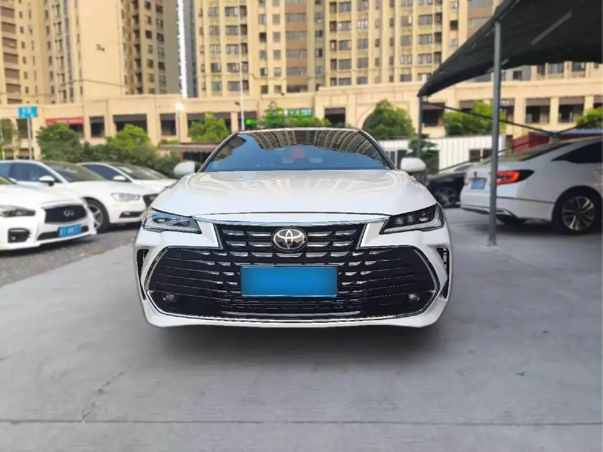 2022 Toyota Avalon 2.0L 178HP L4 CVT